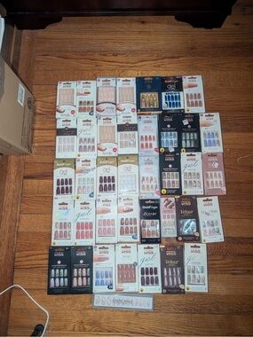 Assorted Kiss & Goldfinger Press-On Nail Lot - Mixed Neutrals & Pops of Blue
